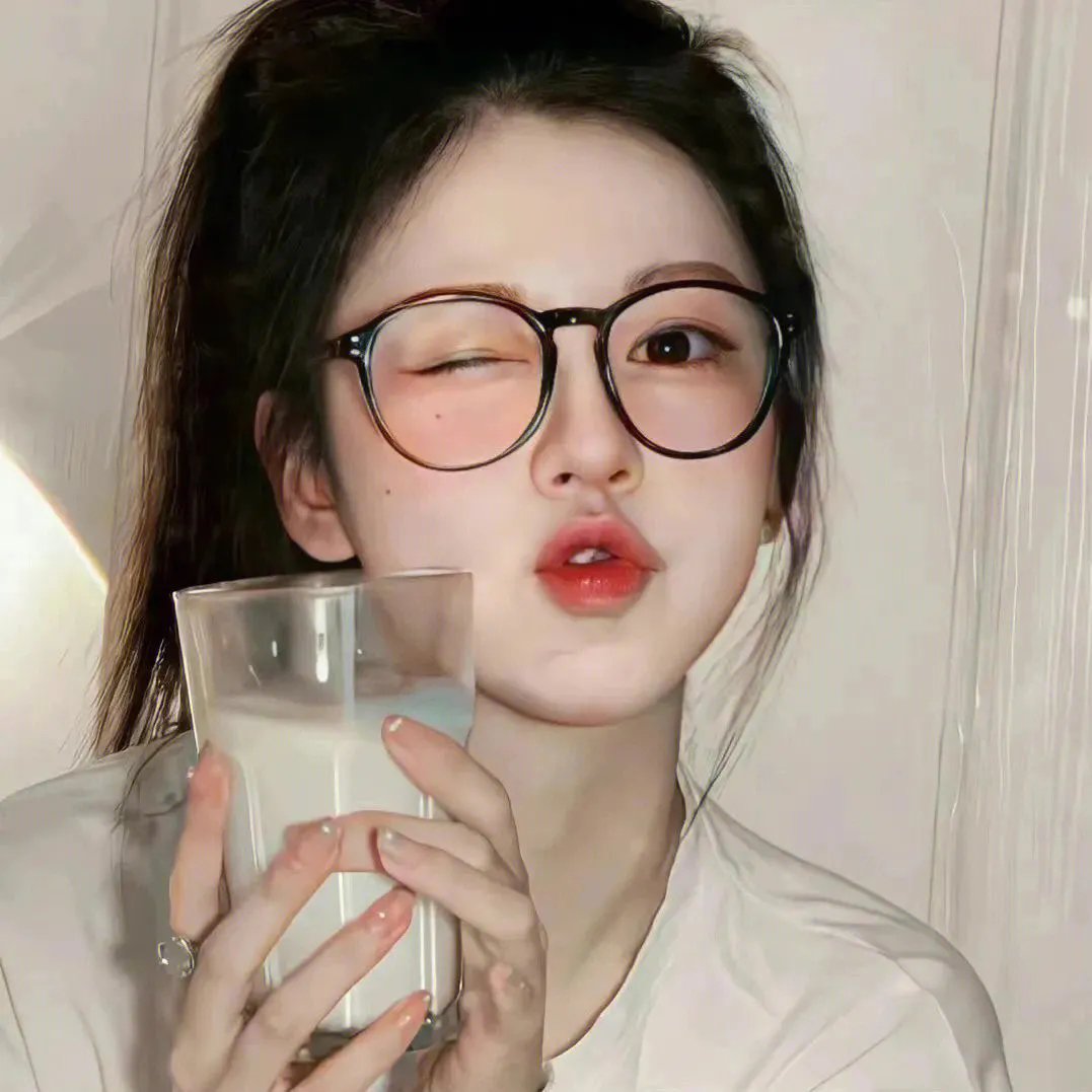 出水红莲